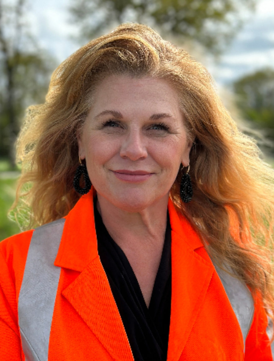 Petra Knijpinga LR staand